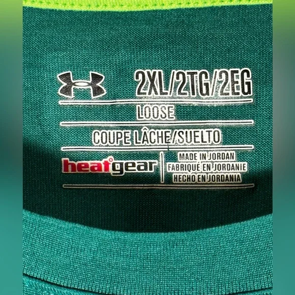 Under Armour Heat Gear shirt 2X. Green. Shirt sleeve. Great condition. - Picture 3 of 5